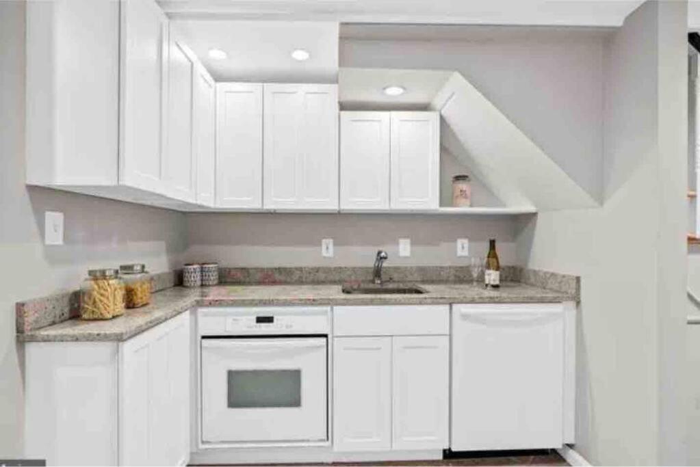 Glover Park/Georgetown Oasis With Parking Apartman Washington Kültér fotó
